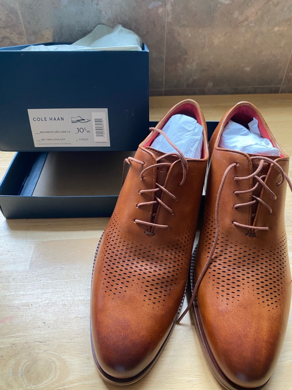 Cole Haan Men’s Brown Leather Perforated Oxford Lace-Ups
